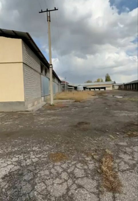 Продаётся 6 700 м² производственная база.