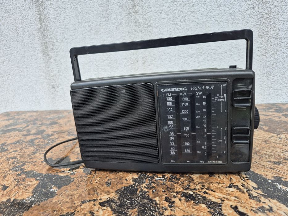 Vând Radio portabil marca Grunding model Prima-Boy 70k made in Germany