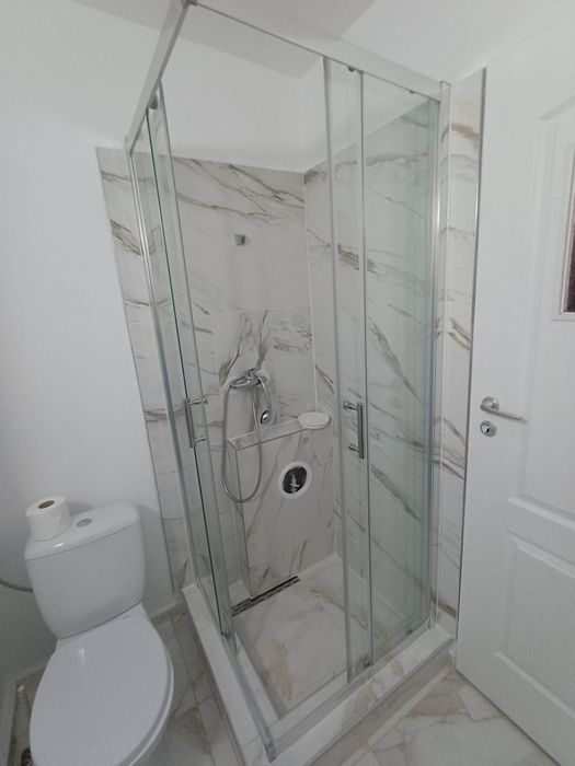 Închiriez garsoniera zona Rogerius