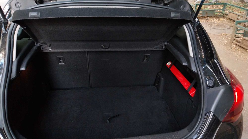 Opel Astra J 1.6 Benzină 115 CP Aspirat