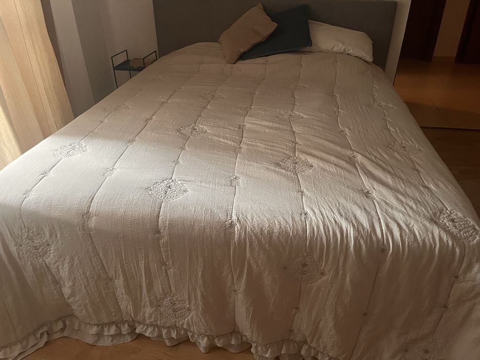 Vand pat dublu  cu simiere si saltea