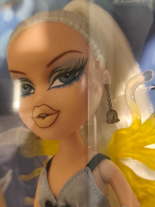 Колекционерска кукла BRATZ (НОВА)