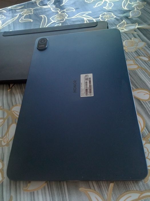 Продам планшетный ПК Honor Pad 8