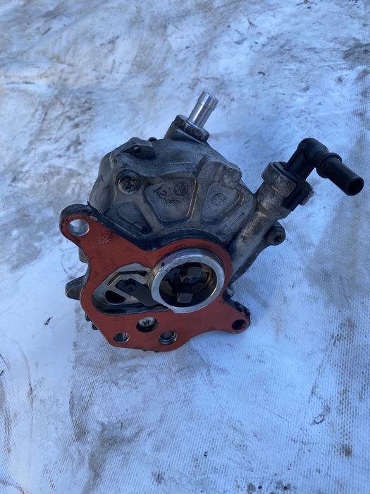 Вакум помпа за Range Rover 3.6 272hp