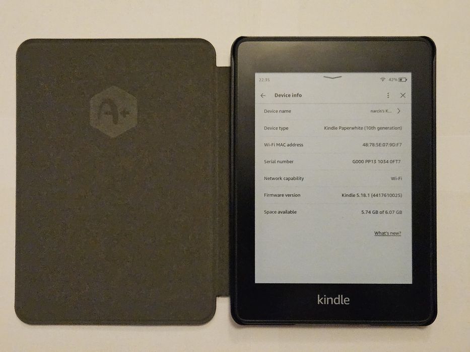 Kindle Paperwhite 10 (Generația 10) 8GB, Waterproof + Husă Smart Cover