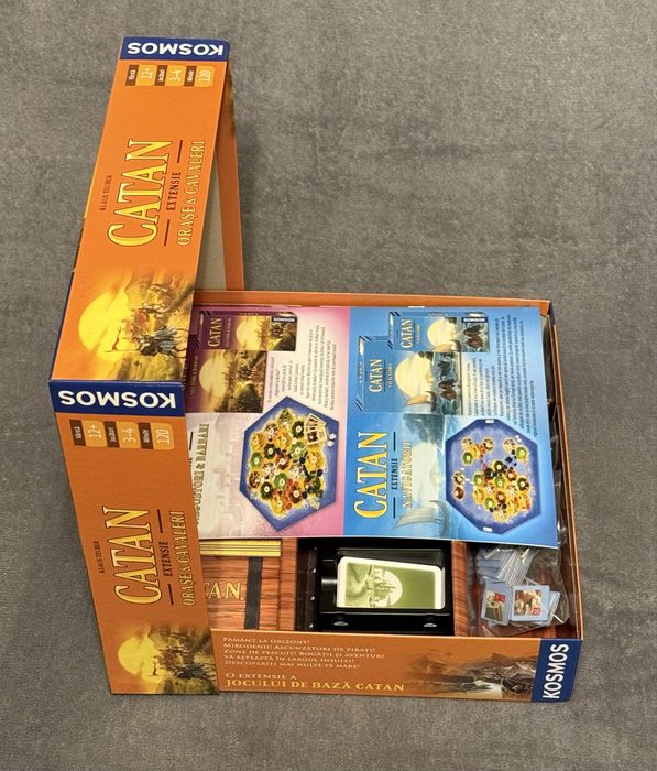 Joc de societate - Boardgame - CATAN Legenda cuceritorilor + Orase si cavaleri