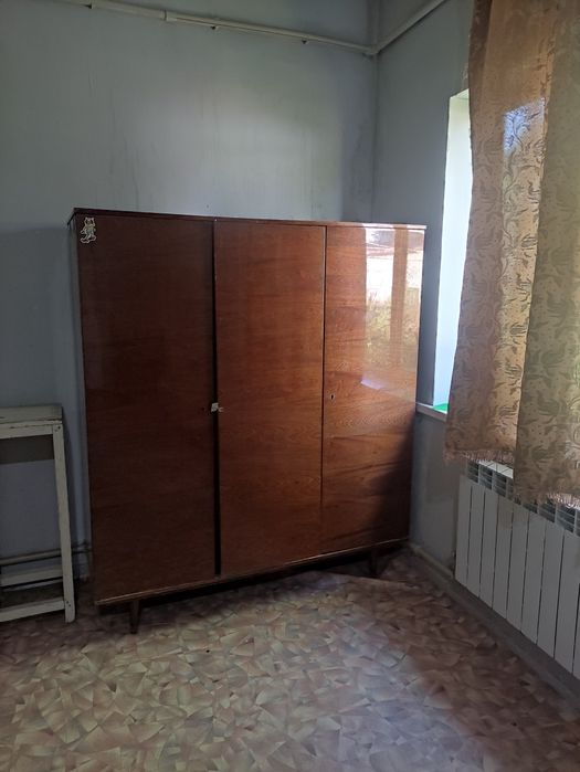 Отдам даром шкаф