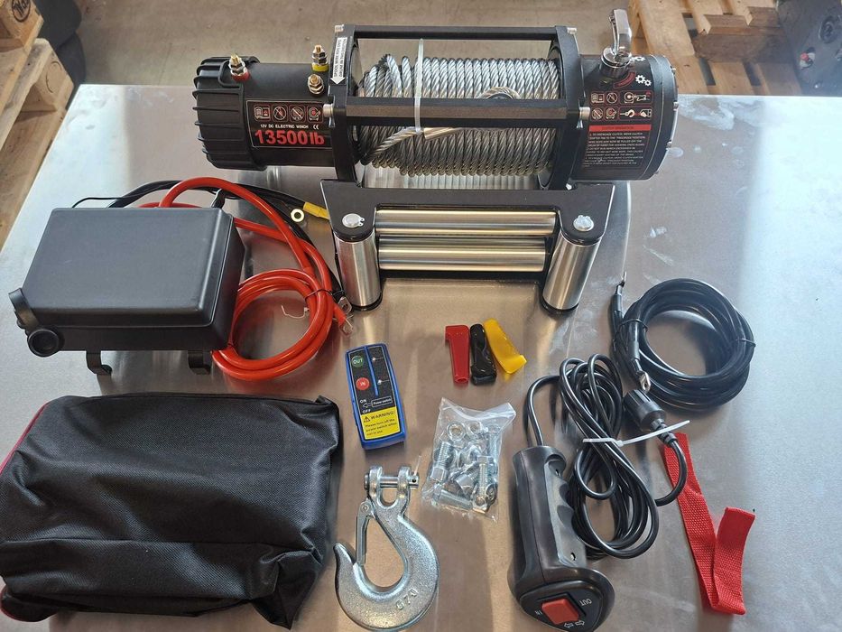 Troliu auto 13500 LBS, motor 100% cupru, releu 500A, husa bonus , factura , garantie , transport Gratuit