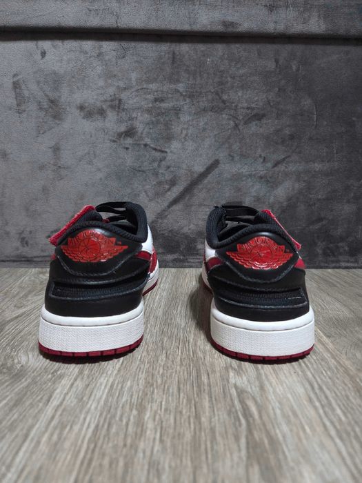 Air Jordan 1 Low