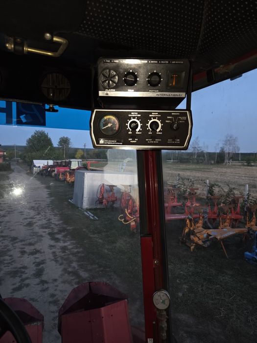 Combina Case-International case-ih 1420