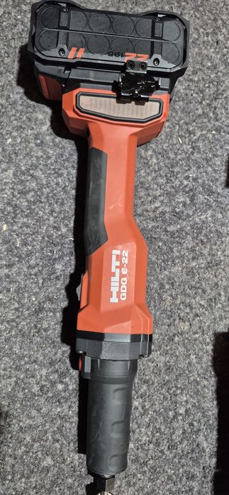 Hilti foarfeca de tabla ,biax pe acumulatori