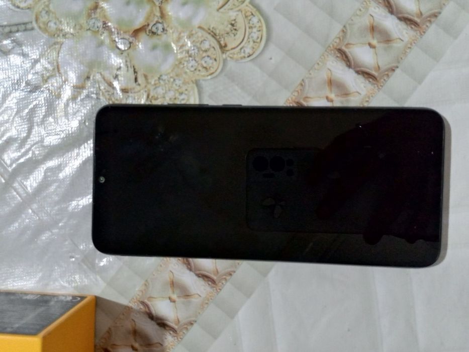 Pocco c 40 32Gb келишамиз