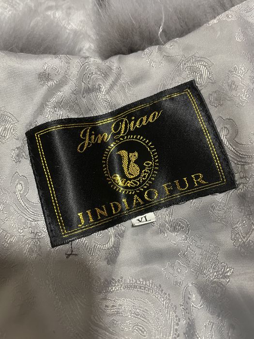 Продам безрукавку меховую