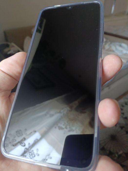 Продам смартфон Redmi 14C