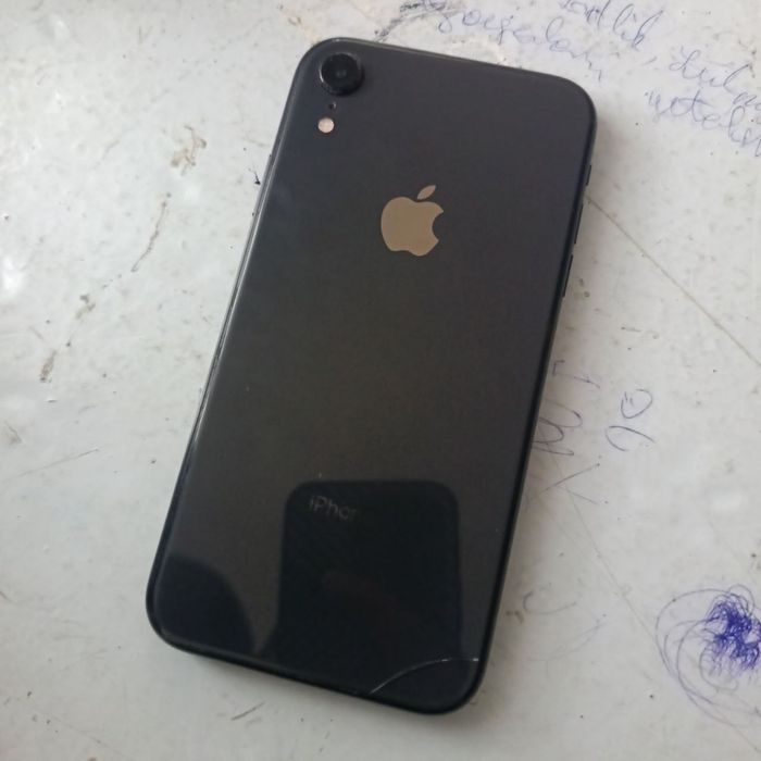 Iphone XR sotiladi