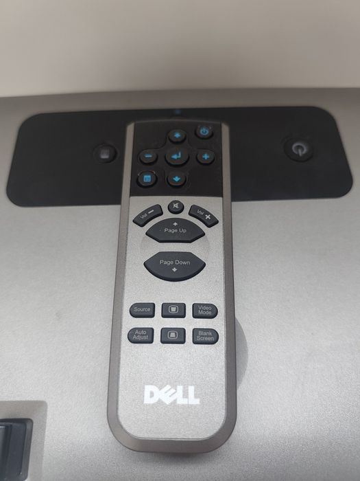 Продам проектор Dell 2400