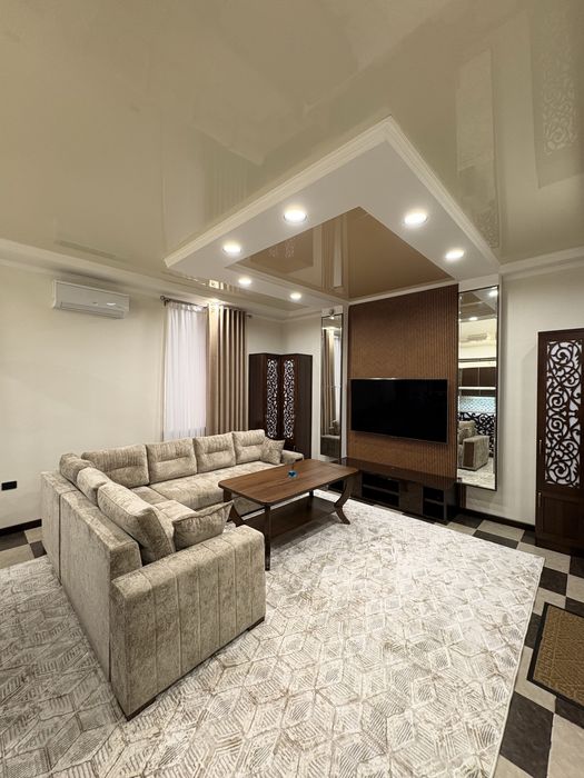 Продается Шикарная квартира с Авторским проектом. Лабзак / Ц13