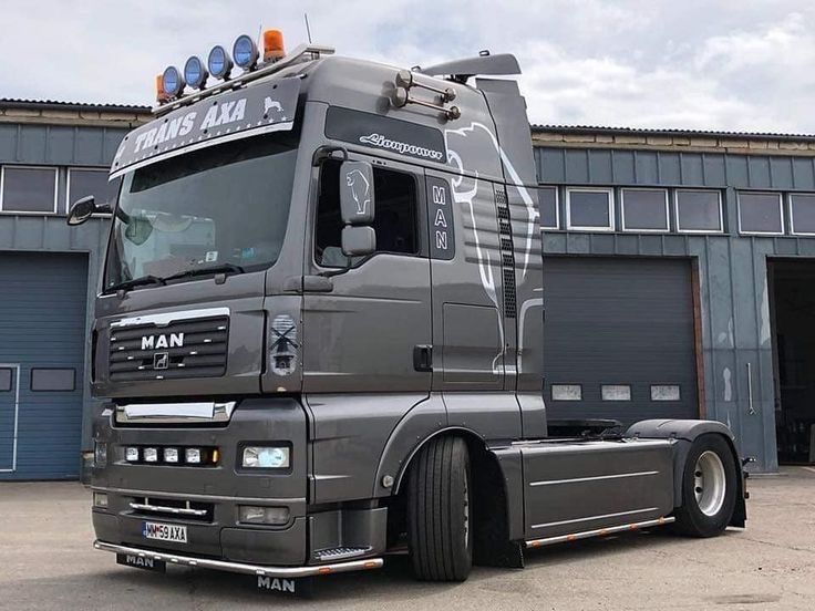 Грузовые запчасти.привозные с европы