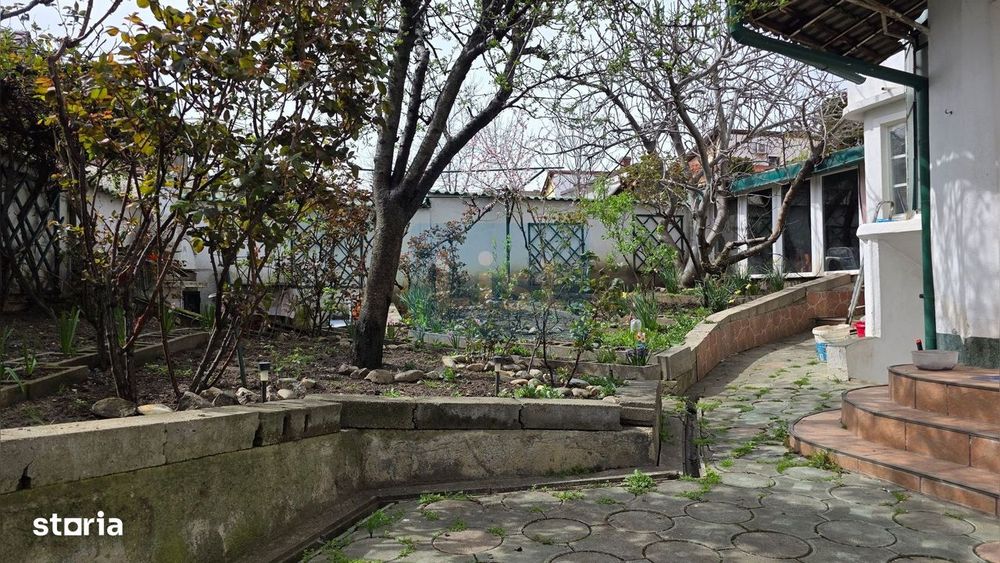 Vilă spațioasă aproape de centru | 259mp | Piața Mică