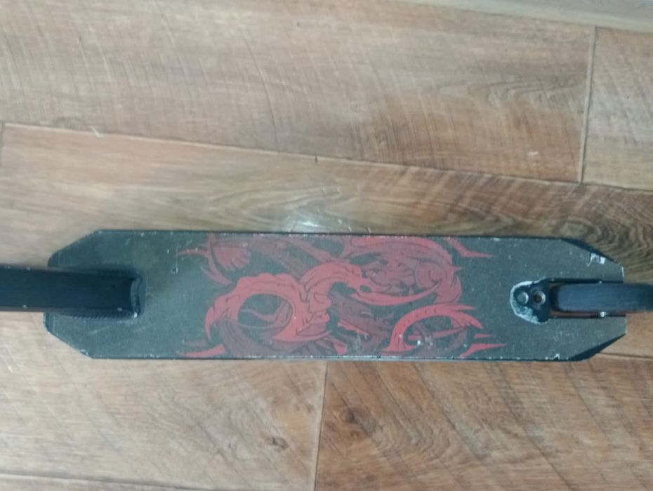 Самокат трюковой.