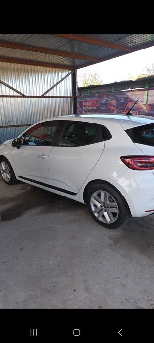 Vand autoturism Renault clio