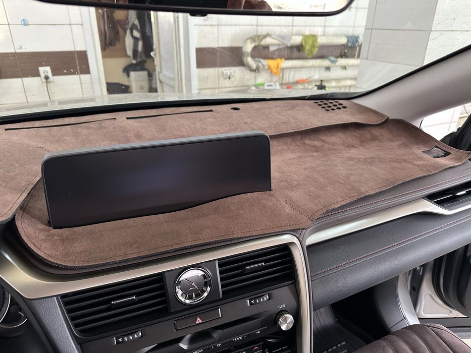 Накидка на панель Lexus RX!