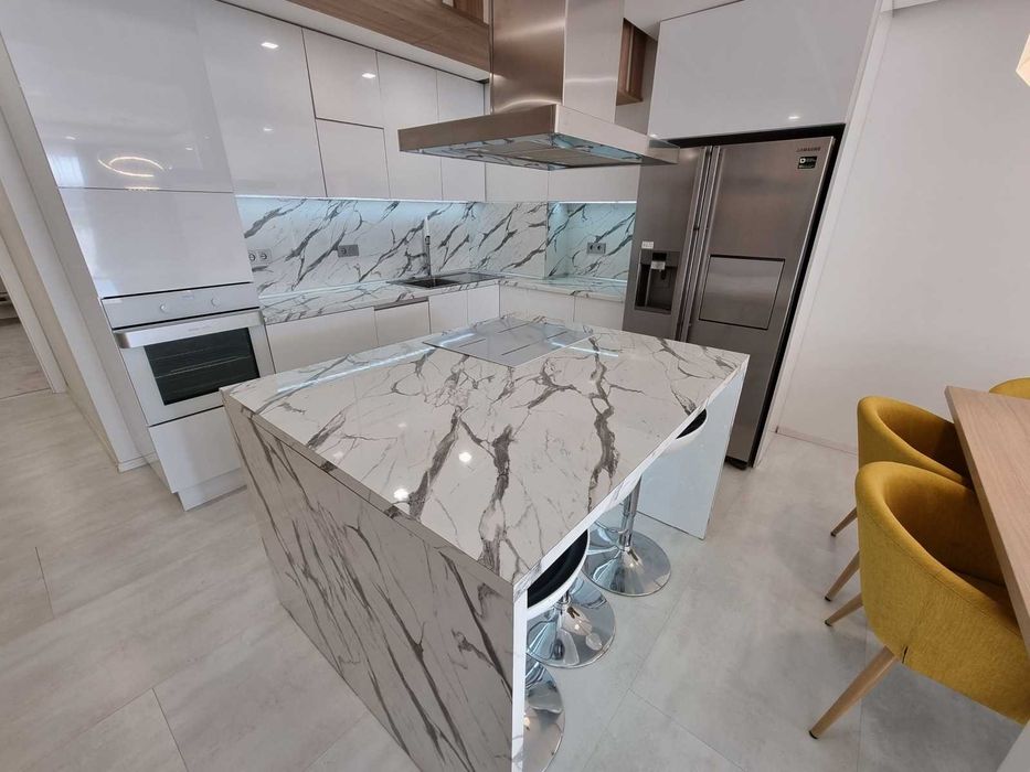 Продава се Тристаен апартамент в София, Люлин 10 - 105 кв.м за 671 €/кв.м - Снимка #10