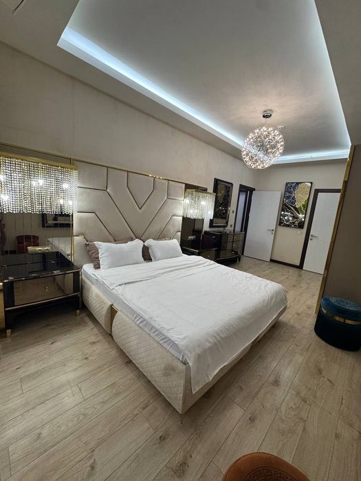 Akay City Продается 3 комнатная квартира ремонт ул.К.Ниязова, Дархан