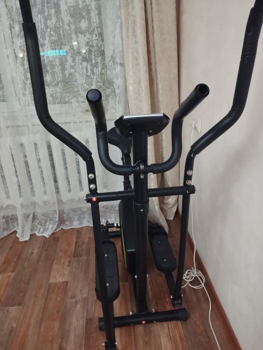 Эллиптический велотренажёр