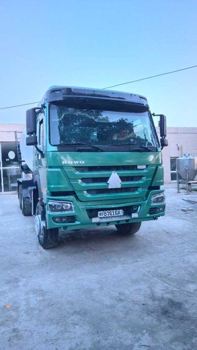 HOWO mikser, hajmi 10 m³,  2014, gaz (metan),  580mln so'm.