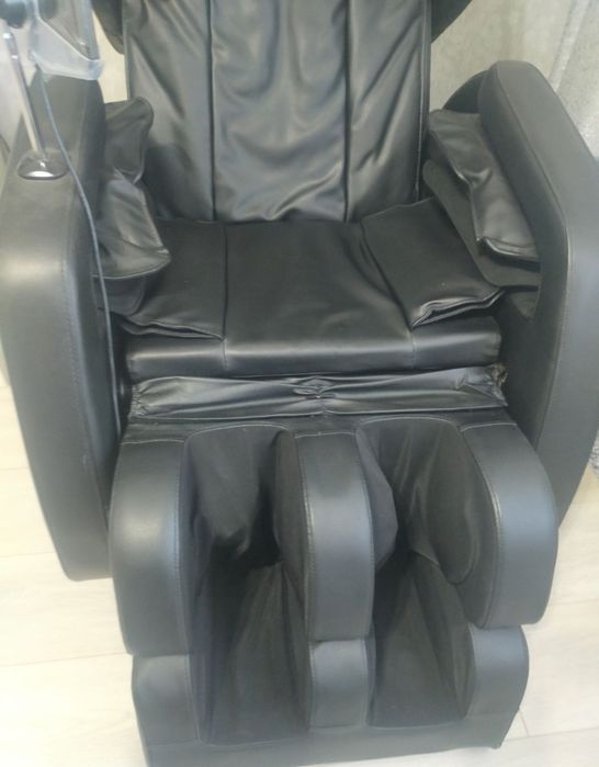 Массажное кресло