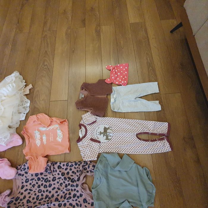 Дрехи  като нови за 3_ 6 месеца