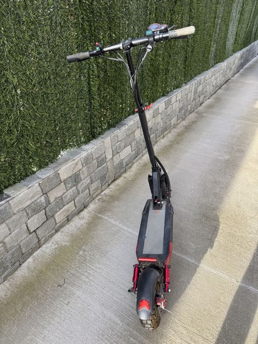 Електрическа тротинетка Kukirin M4 Pro – 500W, пробег 934 км