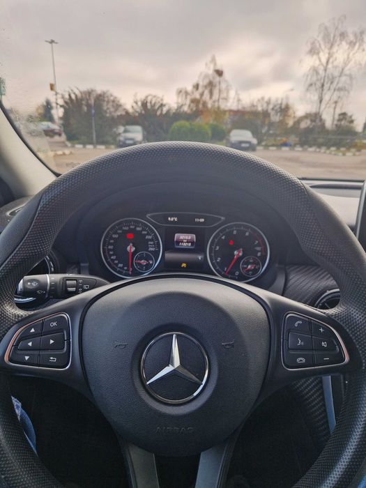 Mercedez Benz GLA 180 2019