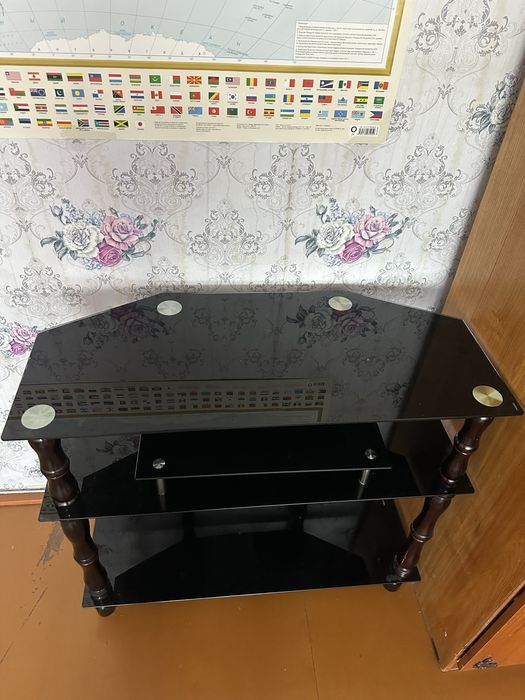 Стеллаж,полка-этажерка