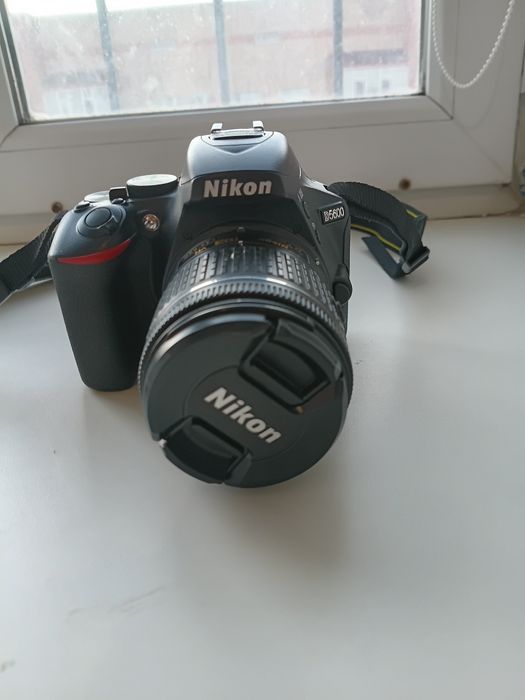 Продам  фотоаппарат  nikon d5600 в отличном состоянии почти новая.