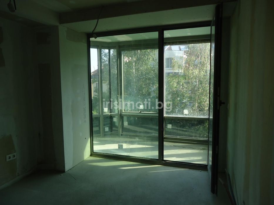 Продава се Тристаен апартамент в София, Манастирски ливади - 110 кв.м за 2395 €/кв.м - Снимка #4