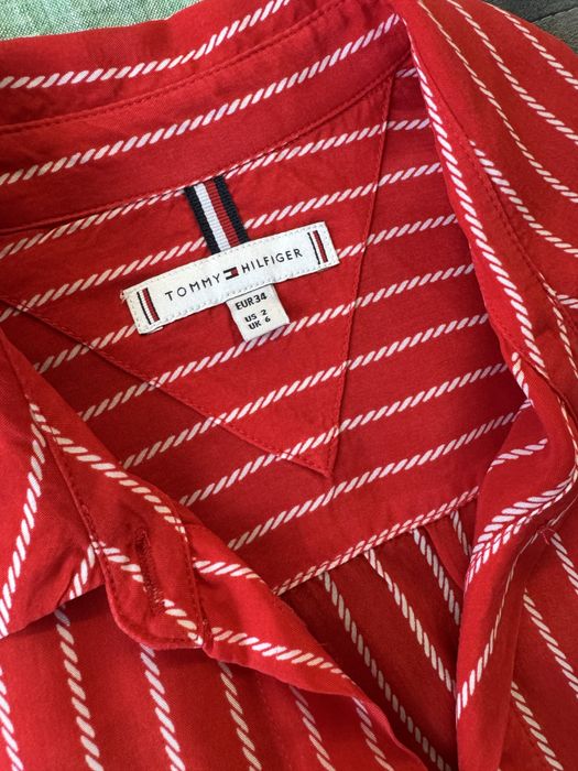 Tommy Hilfiger оригинални нови ризи, размер XS-S