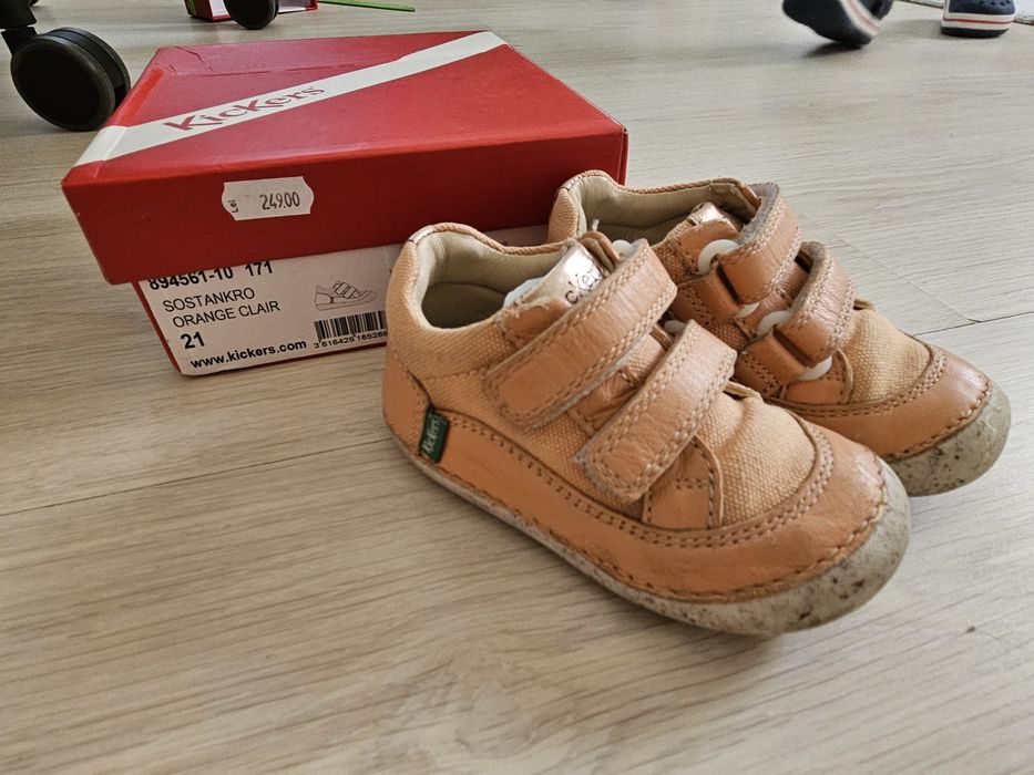 Pantofi barefoot din piele Kickers 21