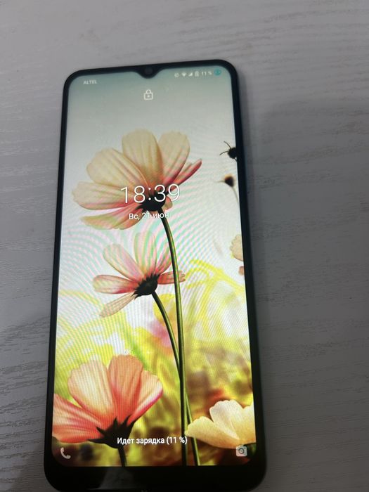 Продается телефон Vivo Y31