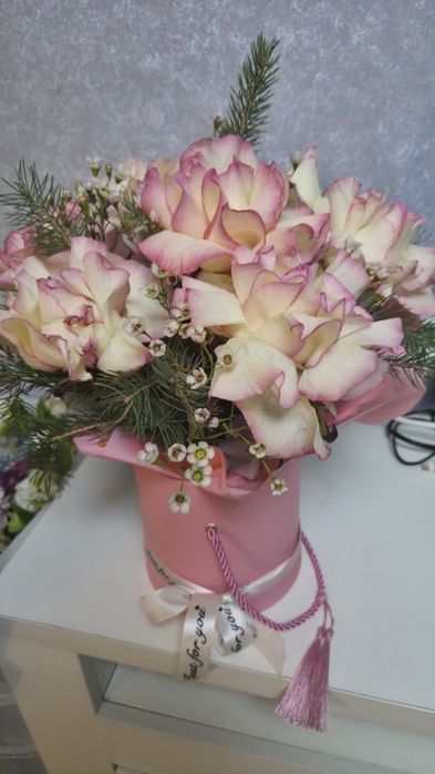 Шикарные букеты  из роз.