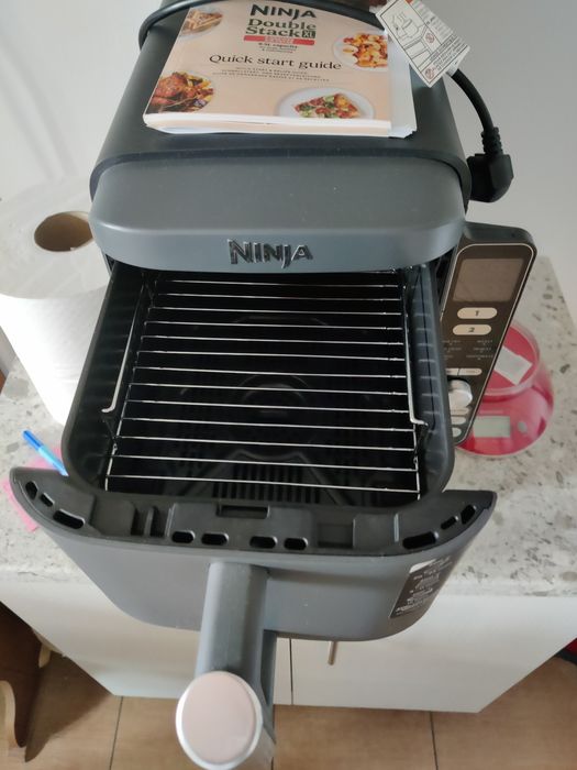 Air fryer Ninja double stack nou.