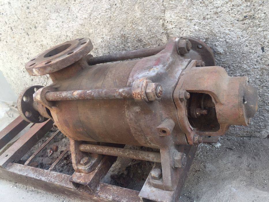 многостъпална помпа за вода 28 л/сек БГ