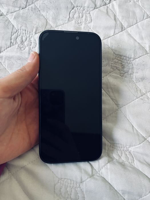 Iphine 15 , 128 гб