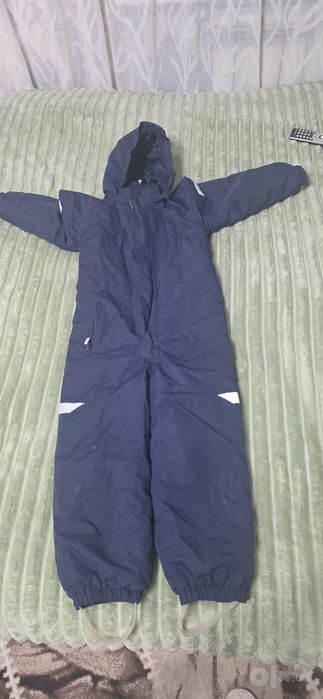 Продам детский комбинезон name it