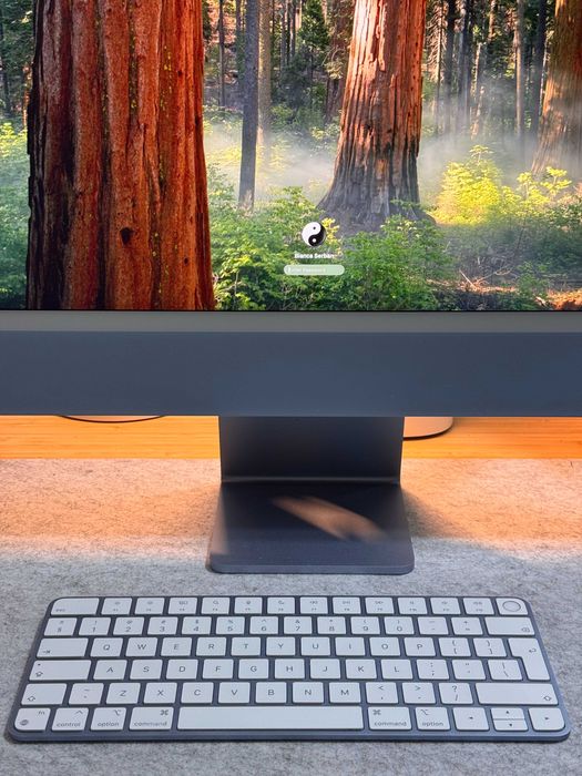 Vand iMac 24 inch M1 2021, 8GB RAM, 512GB SSD Arad • OLX.ro