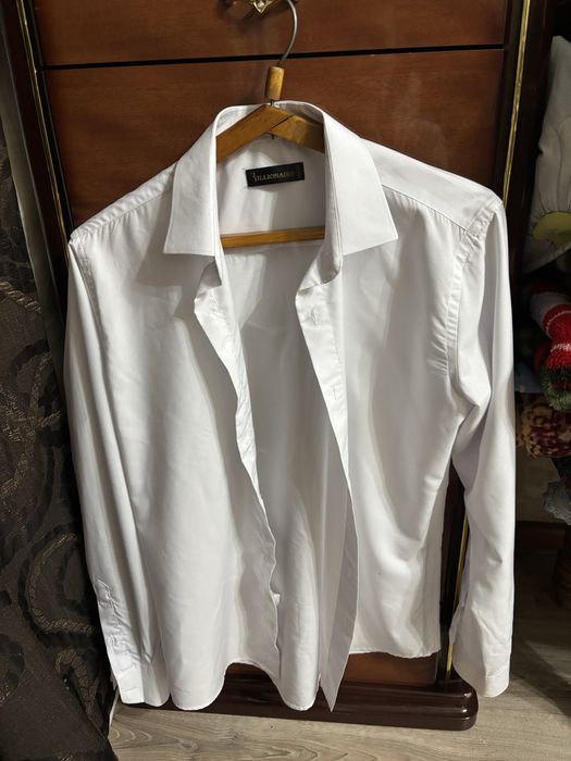 Продам рубашку мужскую Срочно