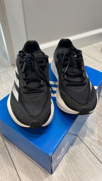 Кроссовки adidas