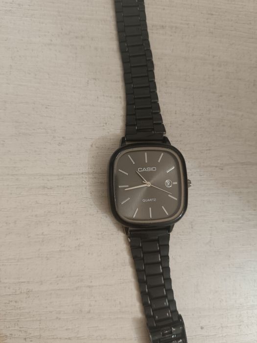 Продам сразу 3 часов.