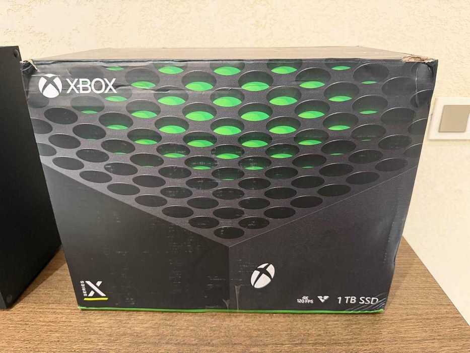 Xbox Series X 1TB (Полный комплект)